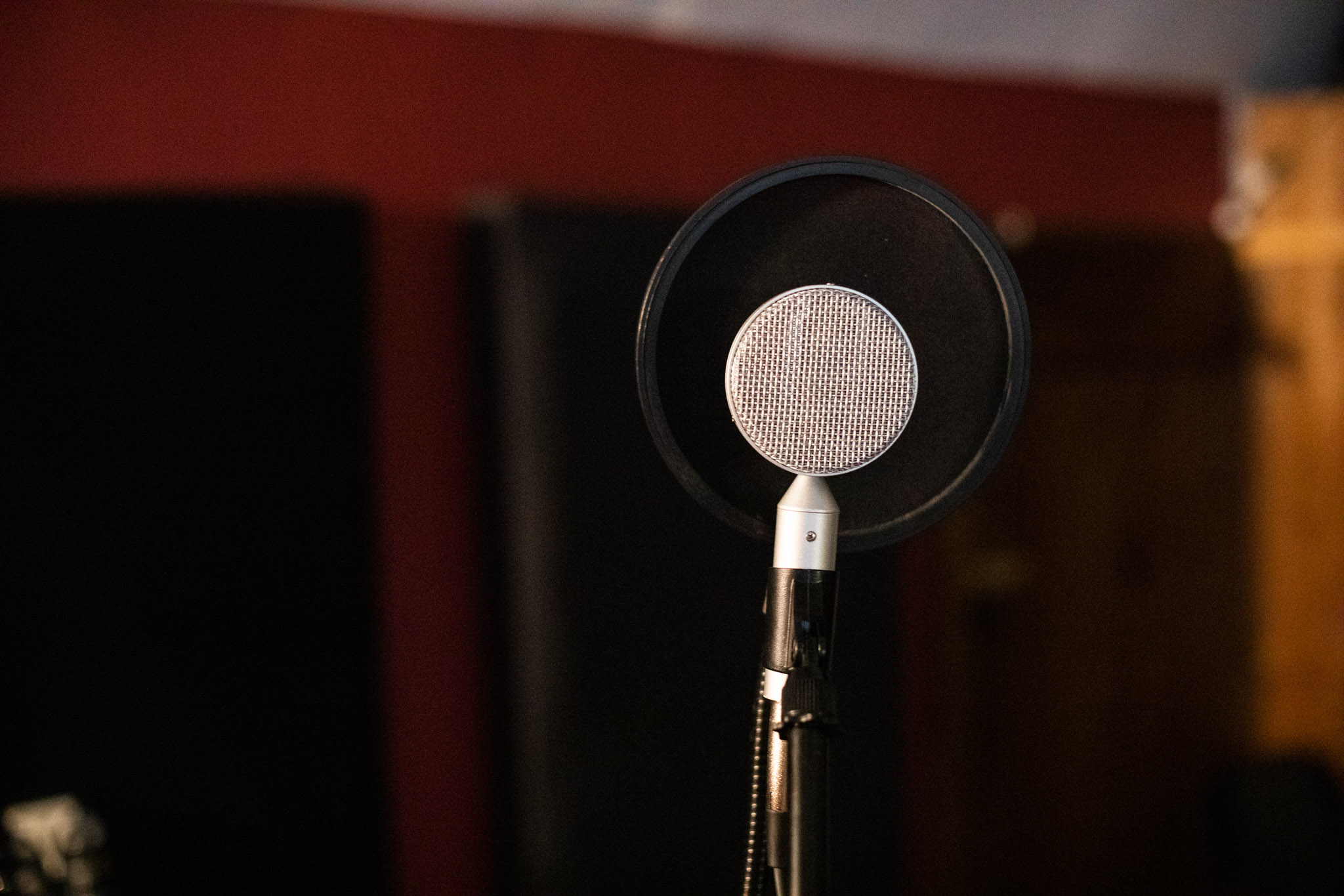 recording microphone at Frederick House Audio.jpg
