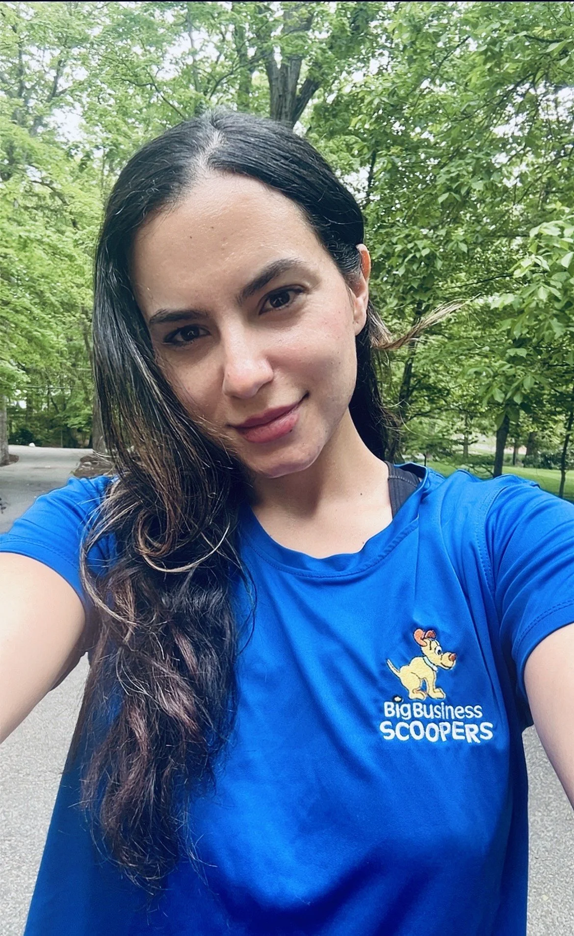 Ayelen, professional Scooper with Big Business Scoopers