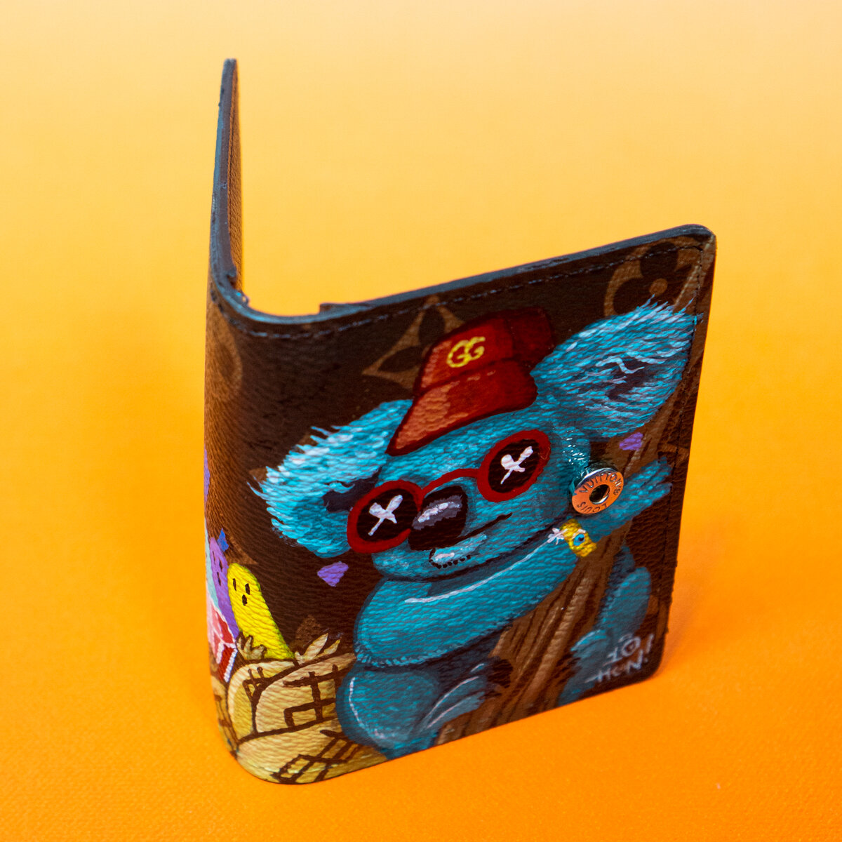 Custom painted Damier Azur cardholder—@houseofkkz : r/Louisvuitton