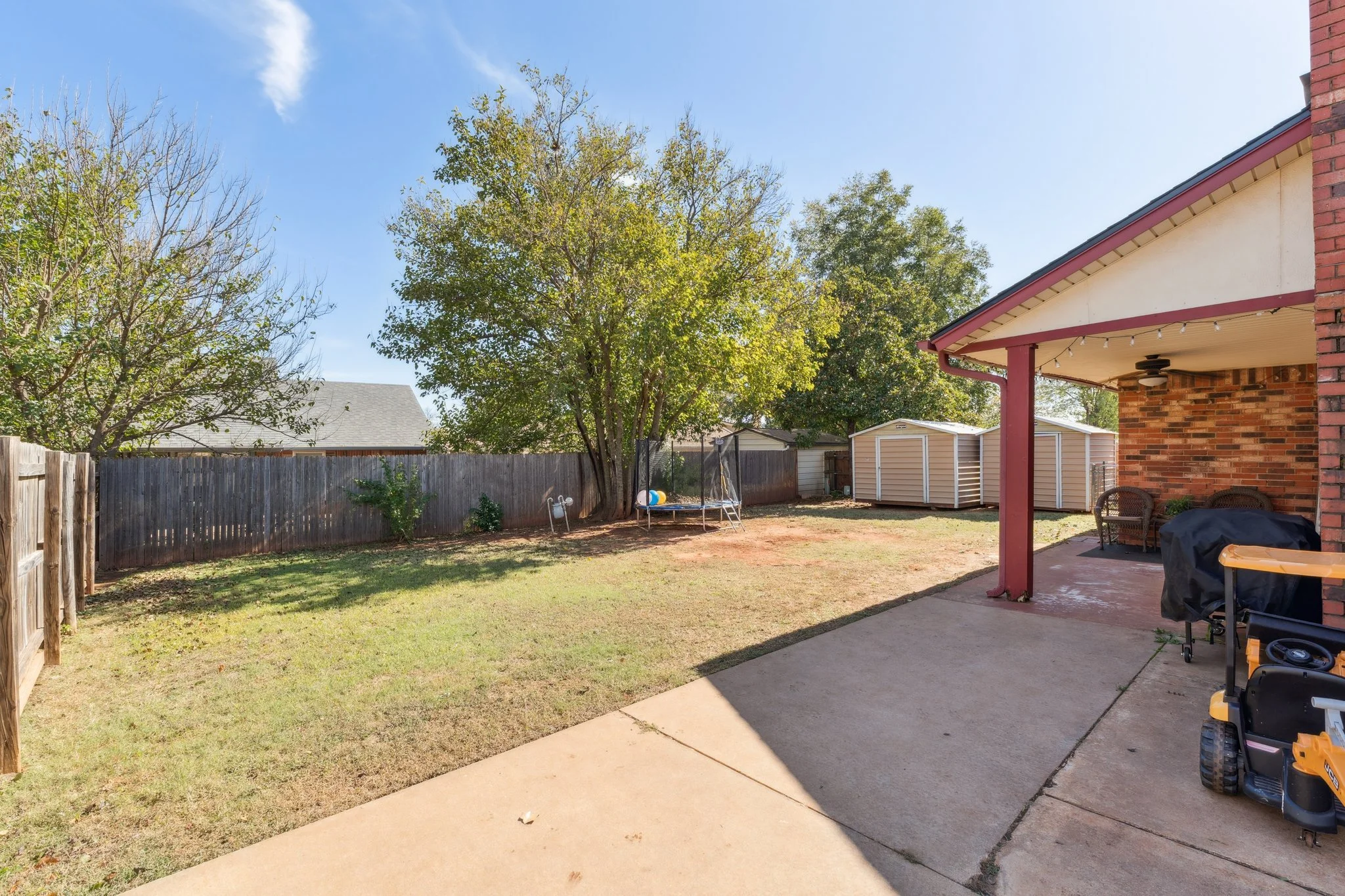 46-web-or-mls-1816 Briar Hill St_046.jpg