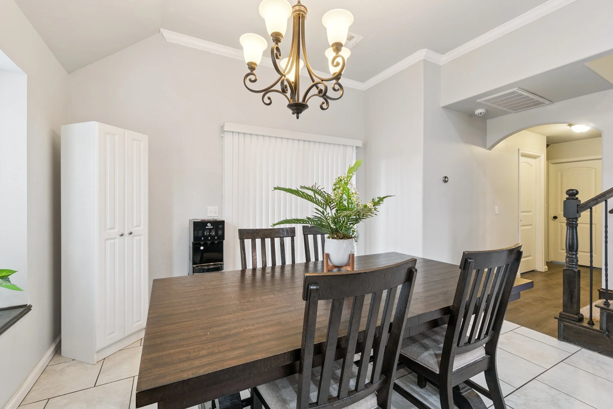 23-web-or-mls-2525 NW 194th St_023.jpg