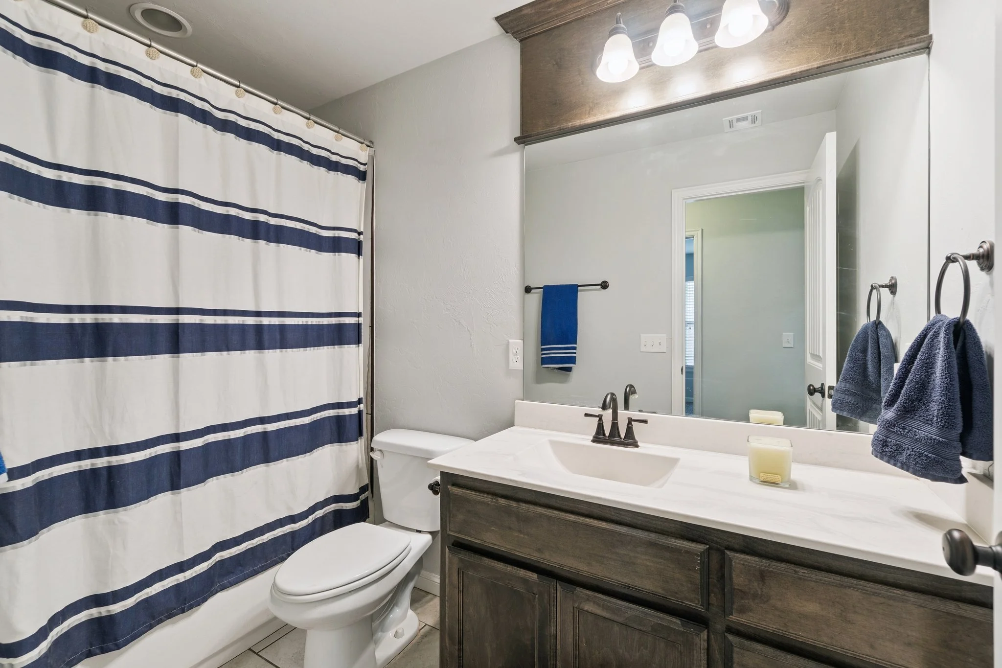 39-web-or-mls-2525 NW 194th St_039.jpg