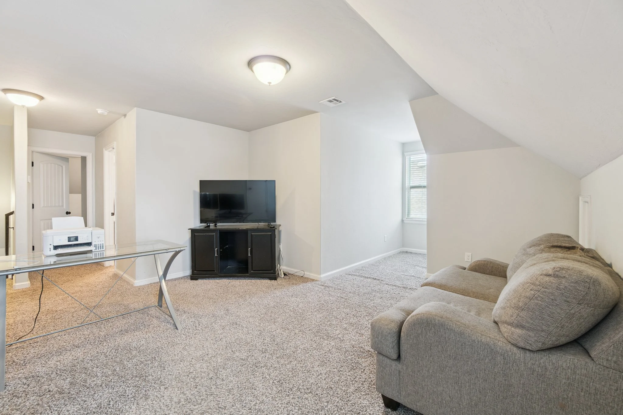 47-web-or-mls-2525 NW 194th St_047.jpg