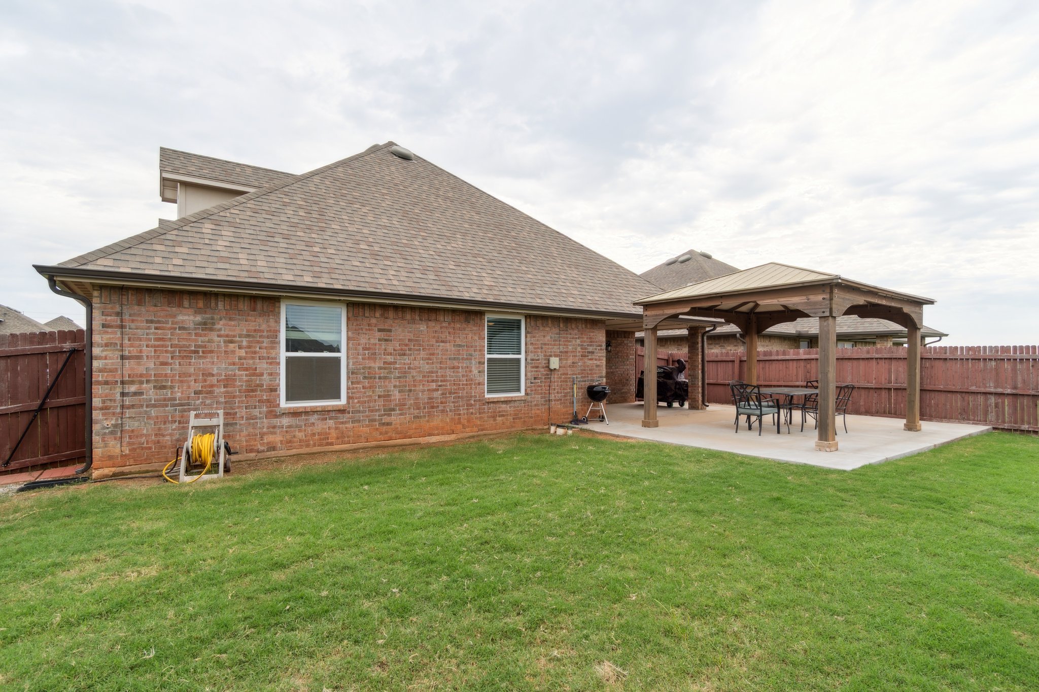 52-web-or-mls-2525 NW 194th St_052.jpg