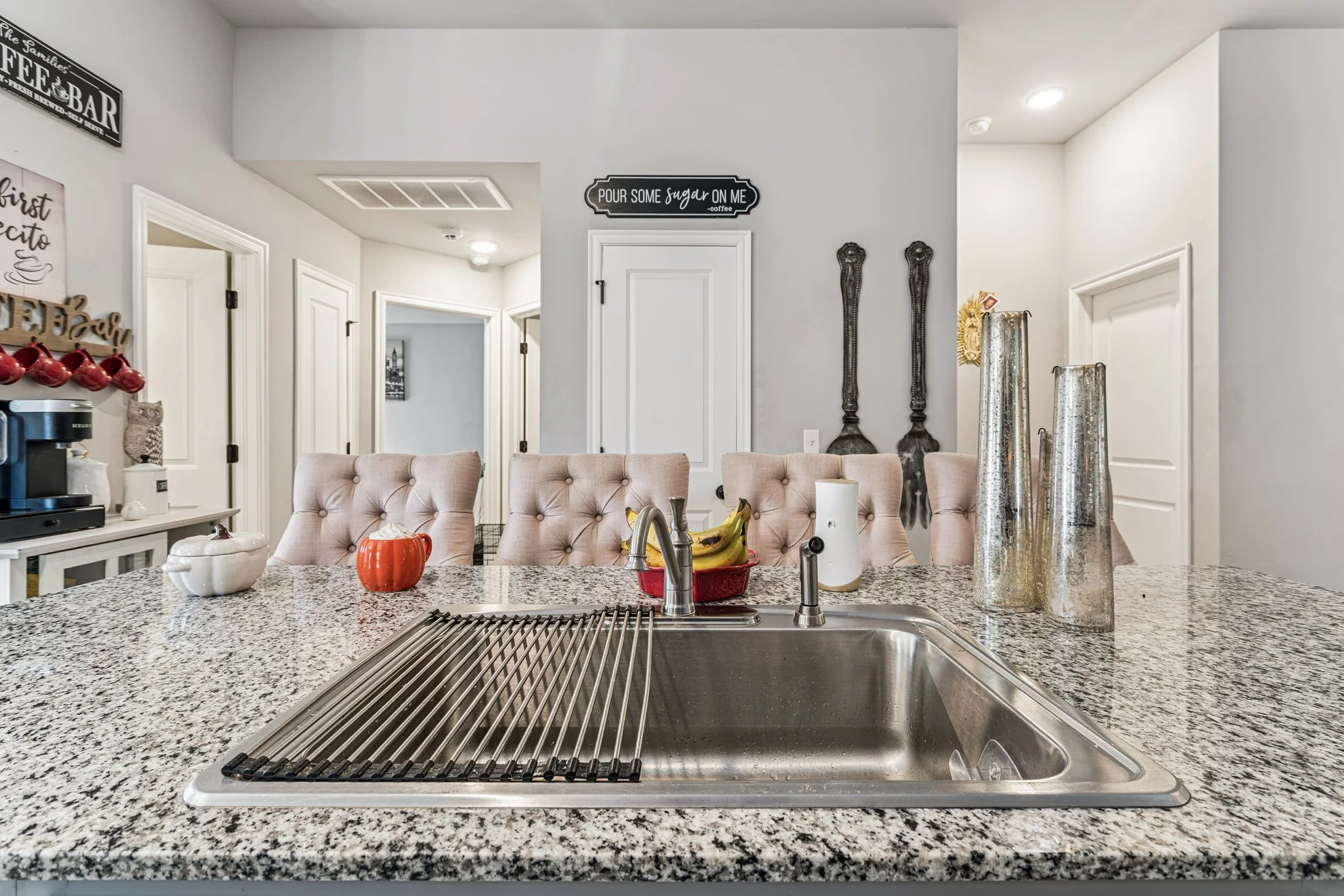 19-web-or-mls-4613 Crystal Clear Ln_019.jpg