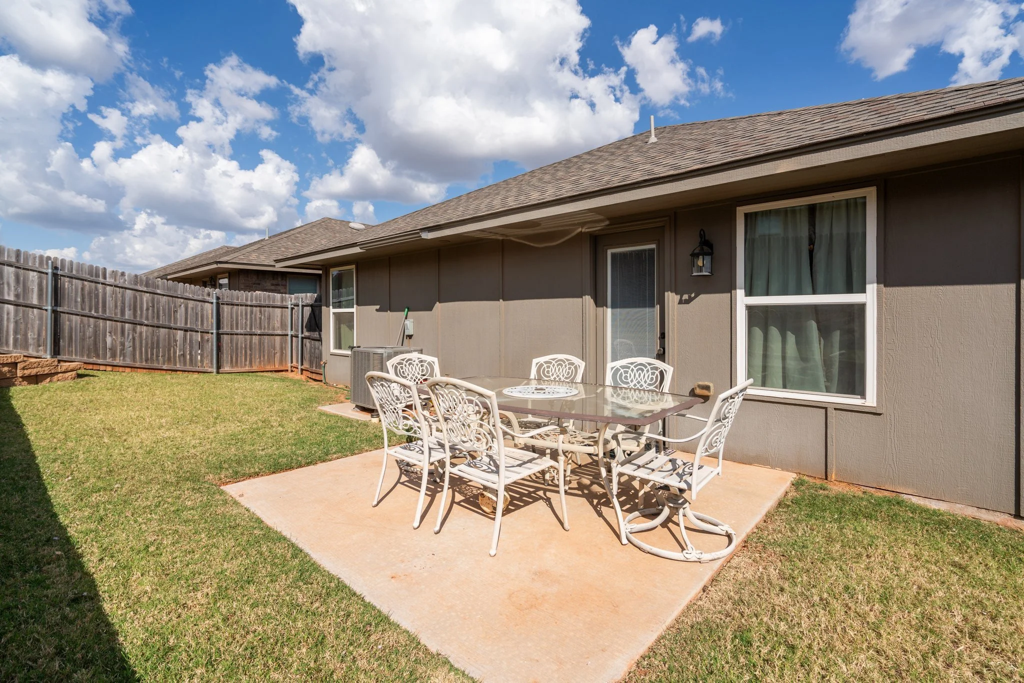 39-web-or-mls-4613 Crystal Clear Ln_039.jpg