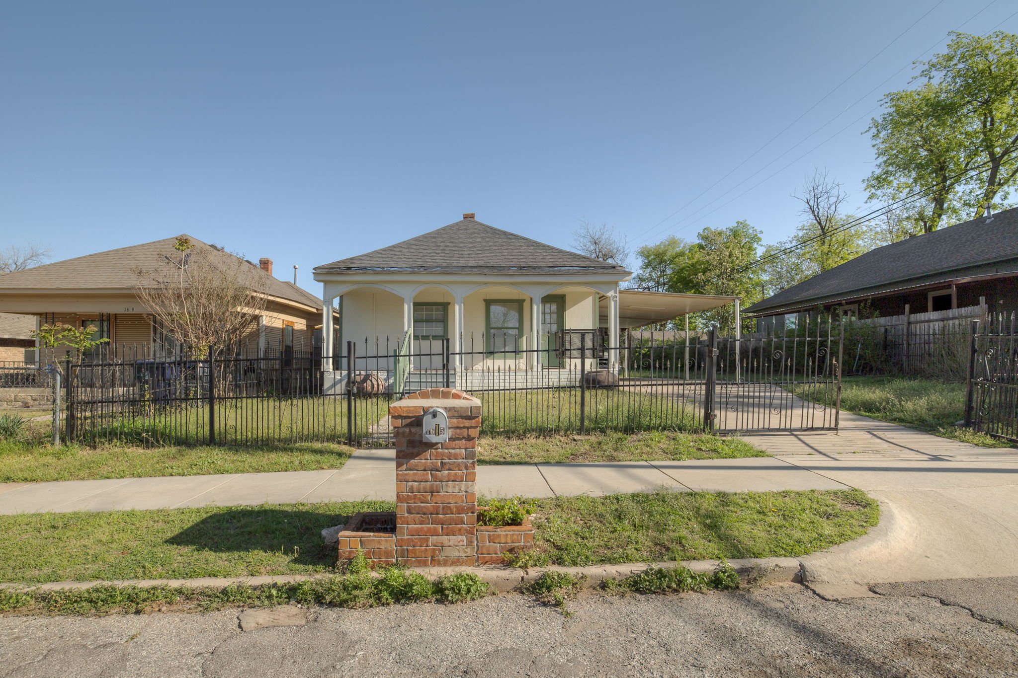 1-1615 NW 11th St OKC-1.jpg