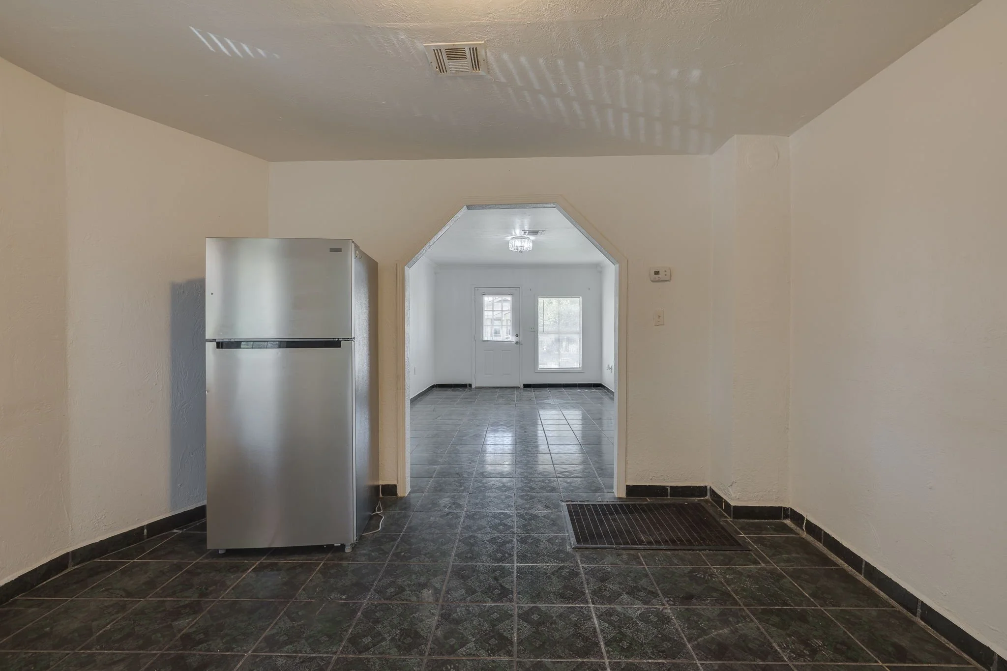 16-1615 NW 11th St OKC-16.jpg