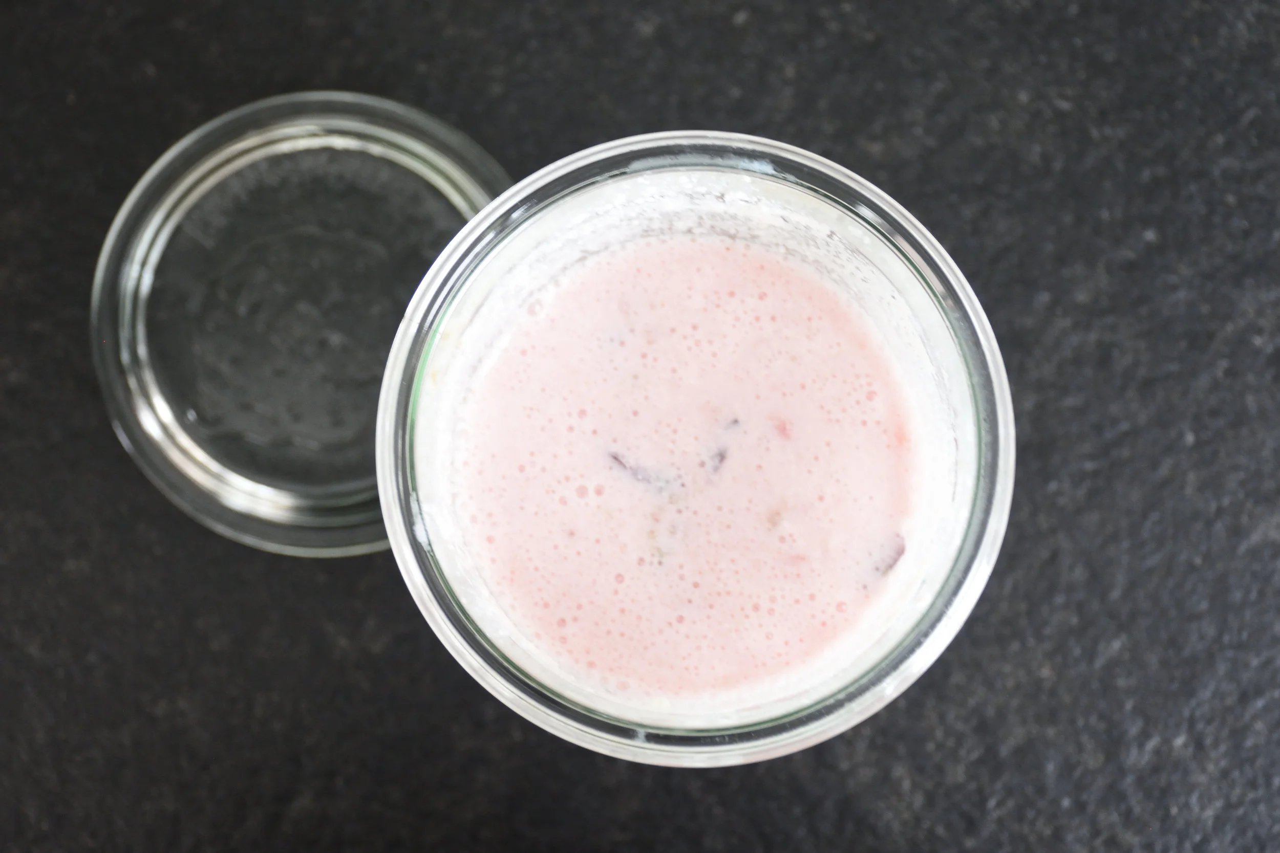 My blueberry & raspberry kefir is ready!