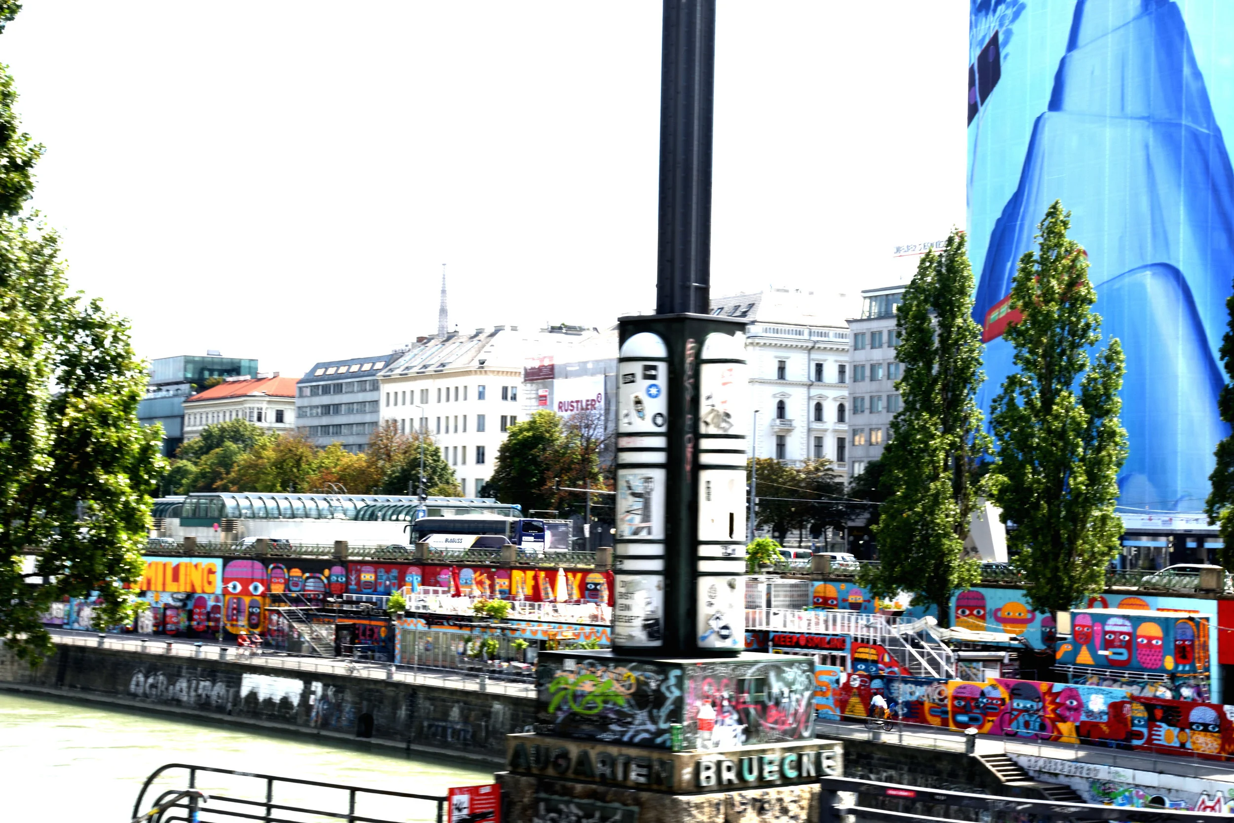 Graffiti Donau, Vienna July 2017