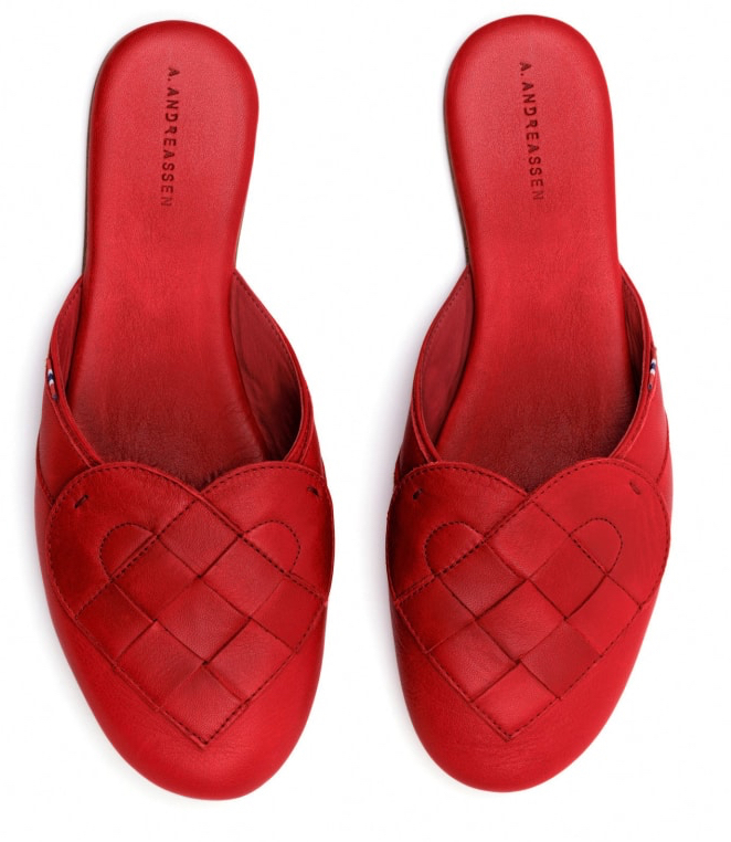 Slippers from A Andreassen. In Style for indoor season.