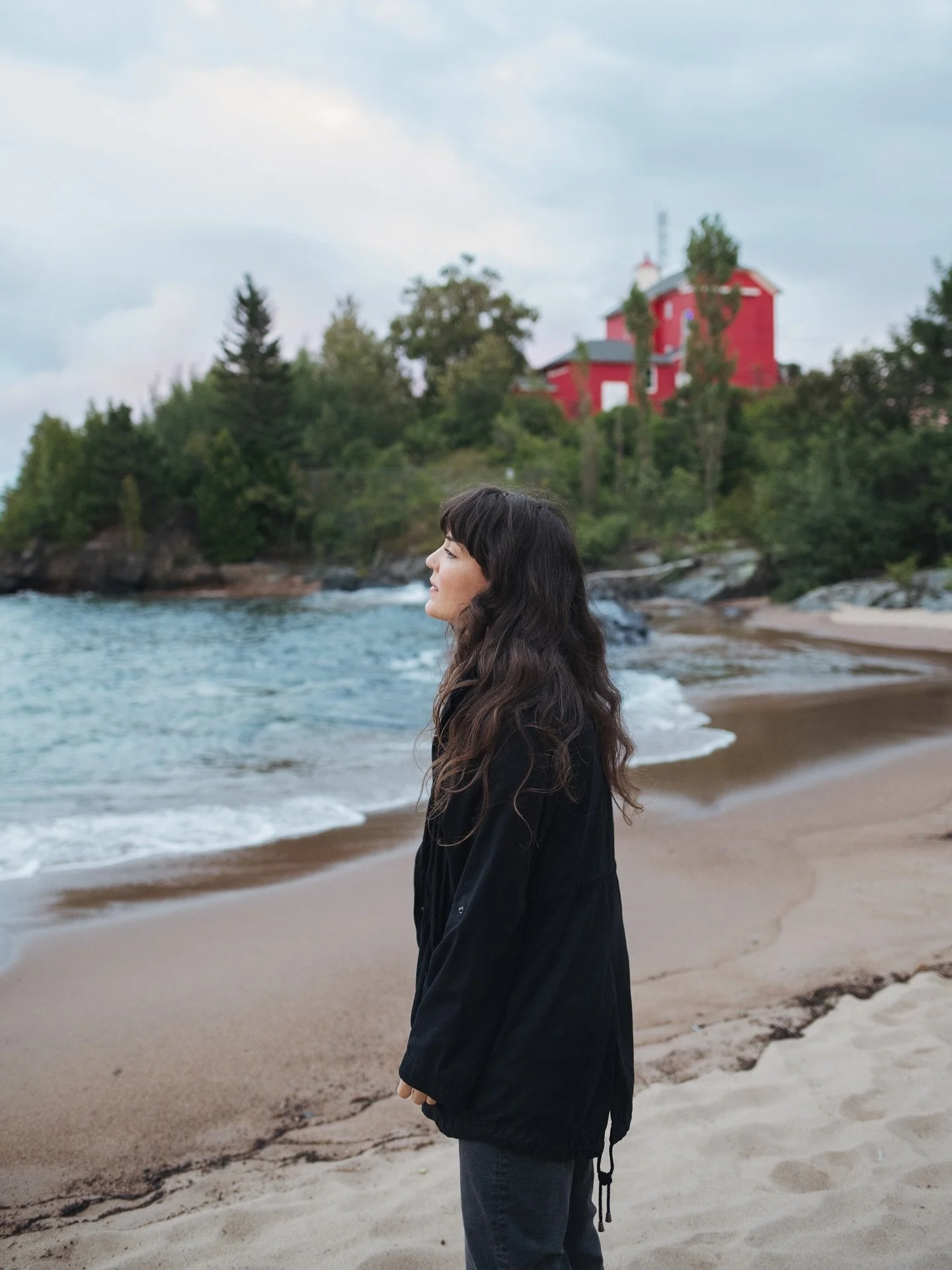 That summer-fading, coat-weather, vibey seasonal switch to that early fall feeling (that I love so much) at McCarty&rsquo;s Cove. ❤️🌊