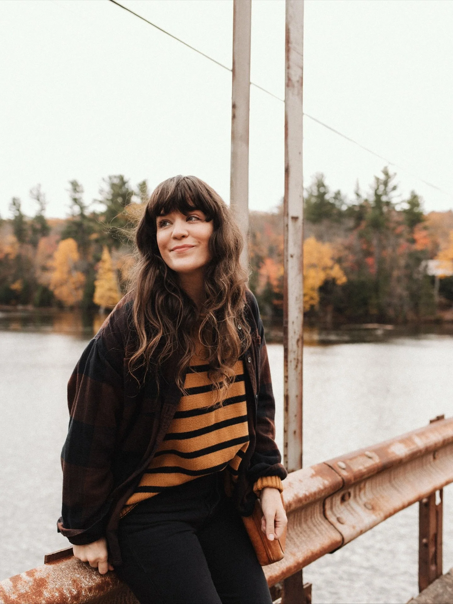 Another one of my favorite must-visit spots in autumn &mdash; the 510 bridge! 🍂