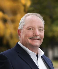 Robert Smith 2018 Agent Photo.jpg
