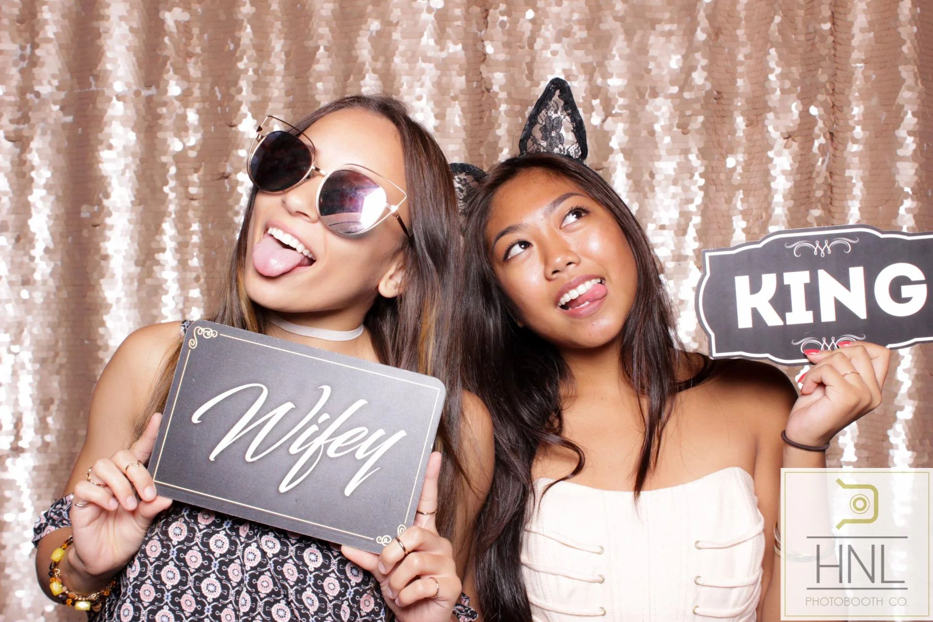 Desiree Tungpalan Wedding Honolulu Country Club Oahu Hawaii Photo Booth-152.jpg