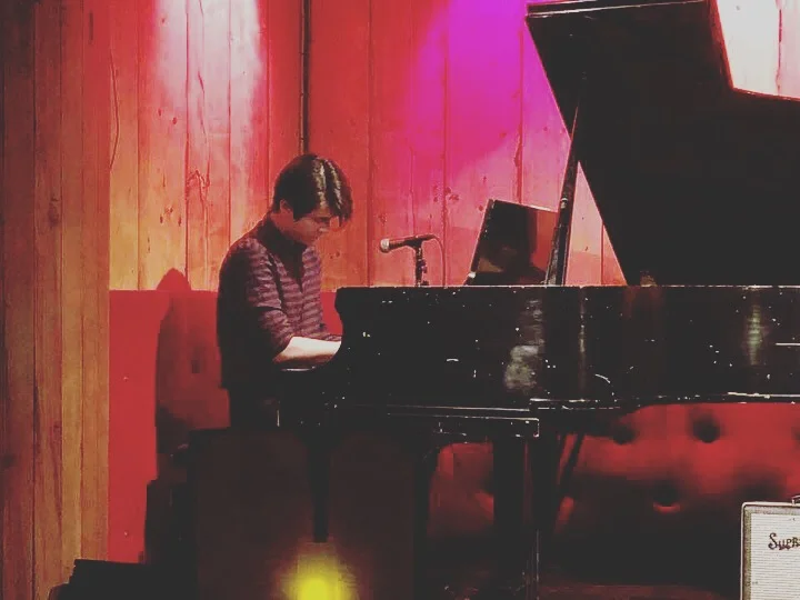 Francis Hon at Rockwood Music Hall