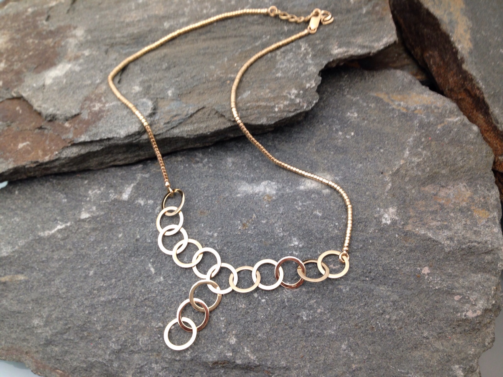 Collar en oro amarillo