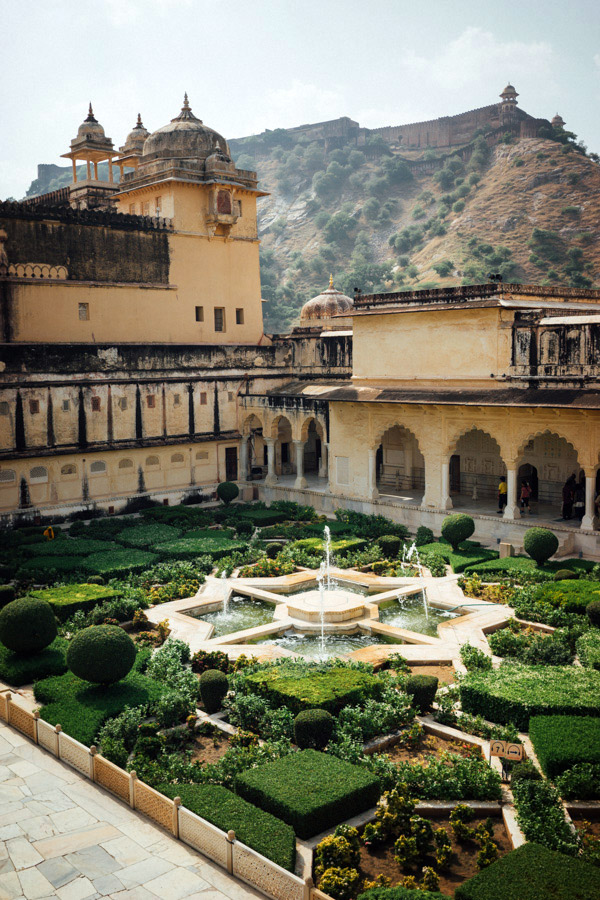  The beautiful courtyard at Amer Fort just outside Jaipur, India. 