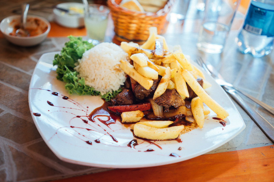  When there’s lomo saltado on the menu, we order it! (Even when we're not in Peru!!) 