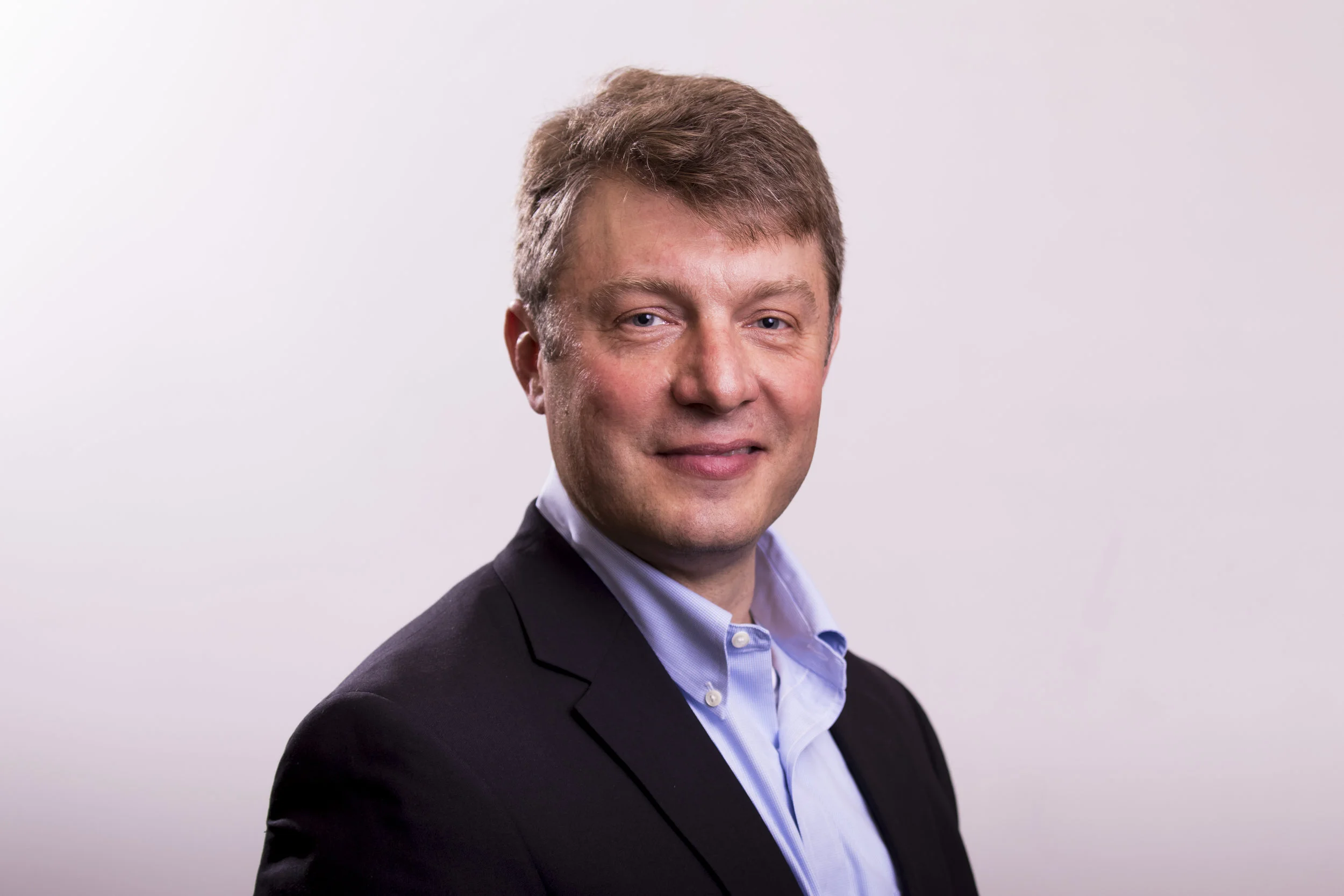 Rob Mortensen Headshot.jpg