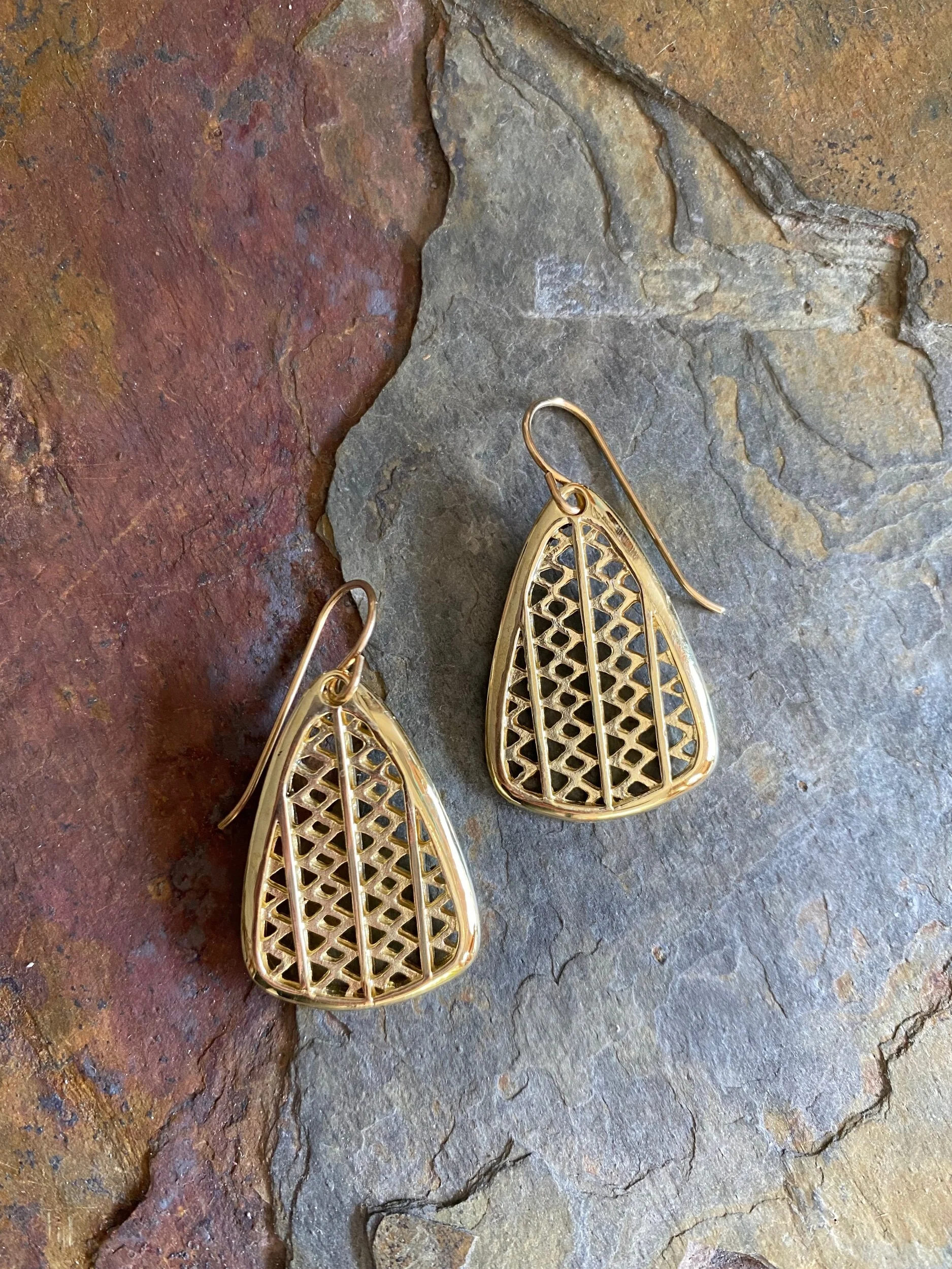 8CE0F9B8-EE89-4580-99B5-42E118AE8DF6