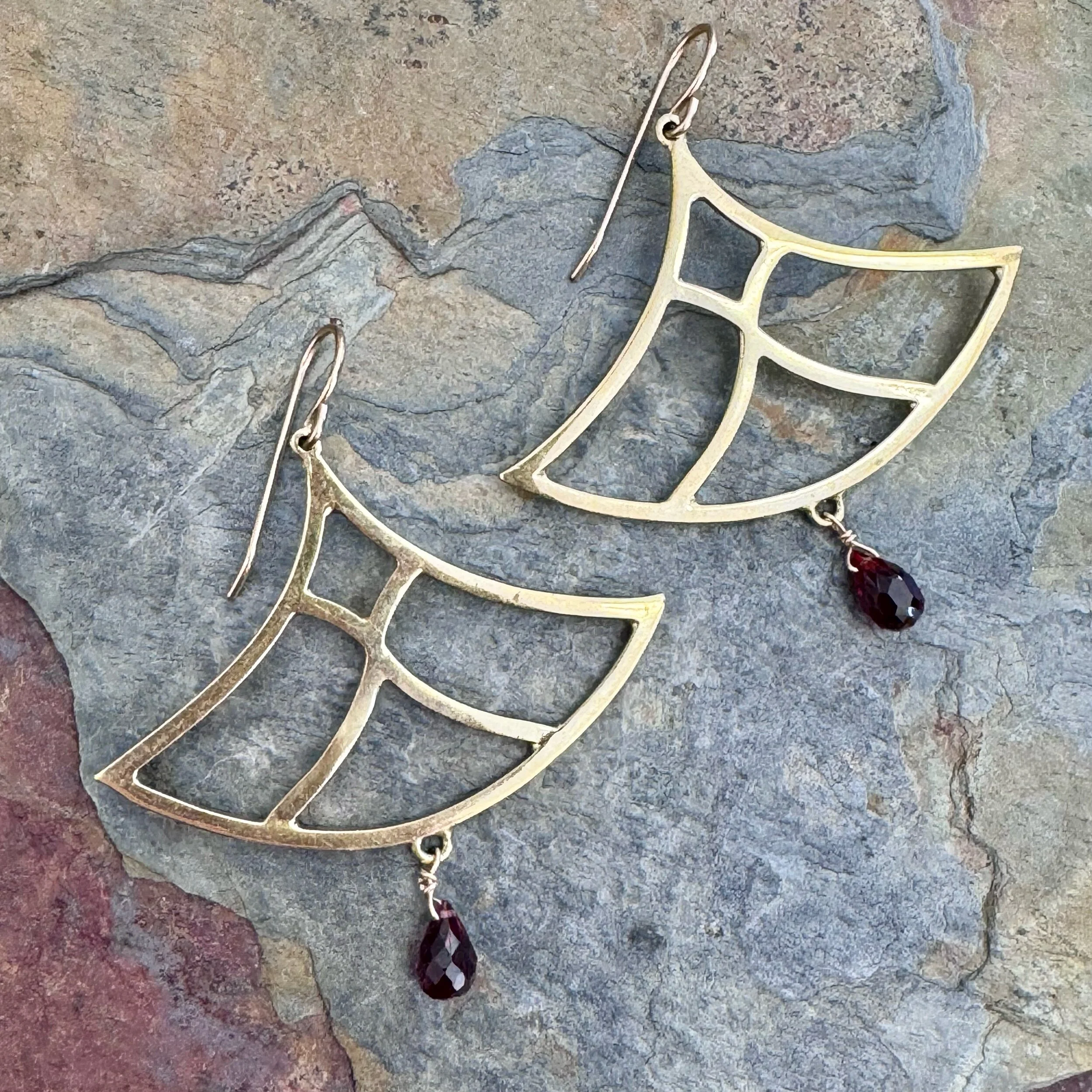 C05956F4-B3BA-4A14-8EA5-4ADF250400BD