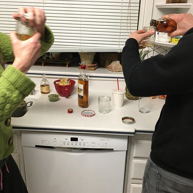 You know you&rsquo;ve chosen your social distancing family group wisely when they send you home with jars of their finest booze because they don&rsquo;t want you to go to the liquor store to get alcohol for your four-day weekend 😂 @jennifer.117 @jnm