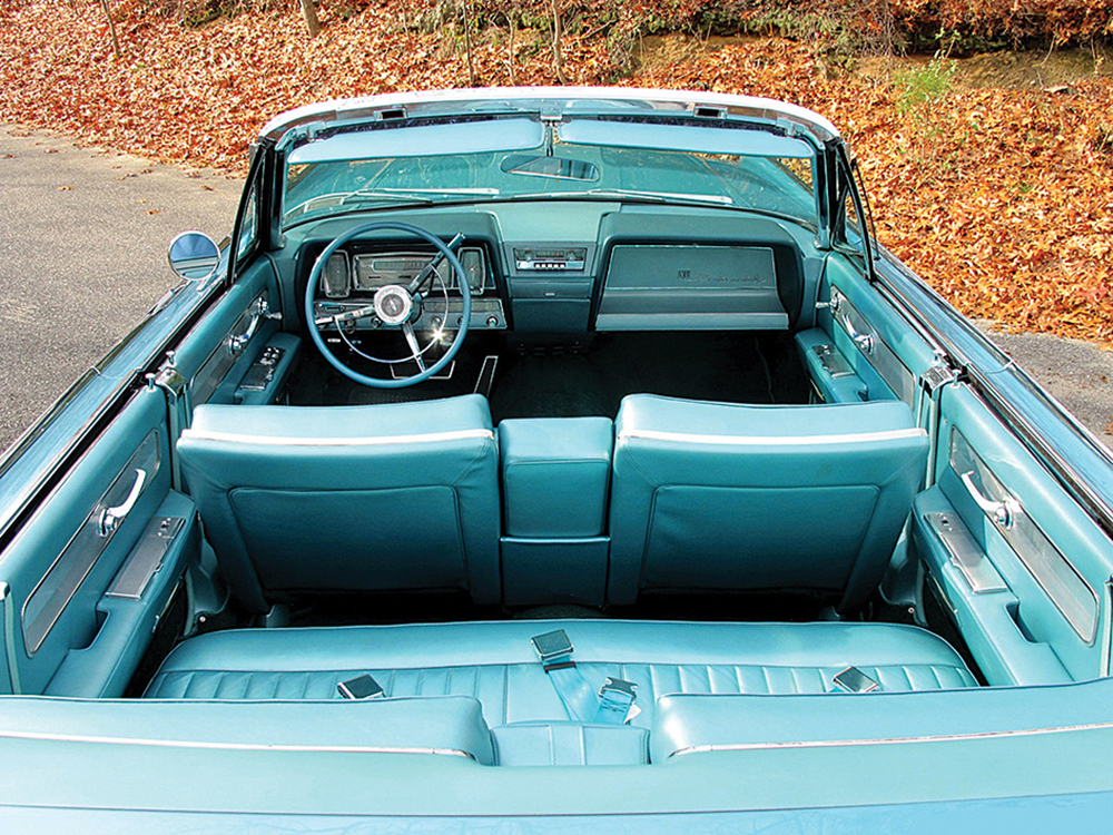 1961 Lincoln Continental Cabriolet