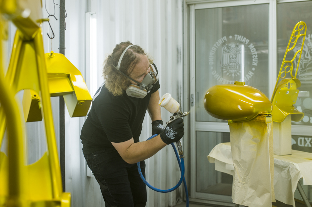 bike fuel tank painting