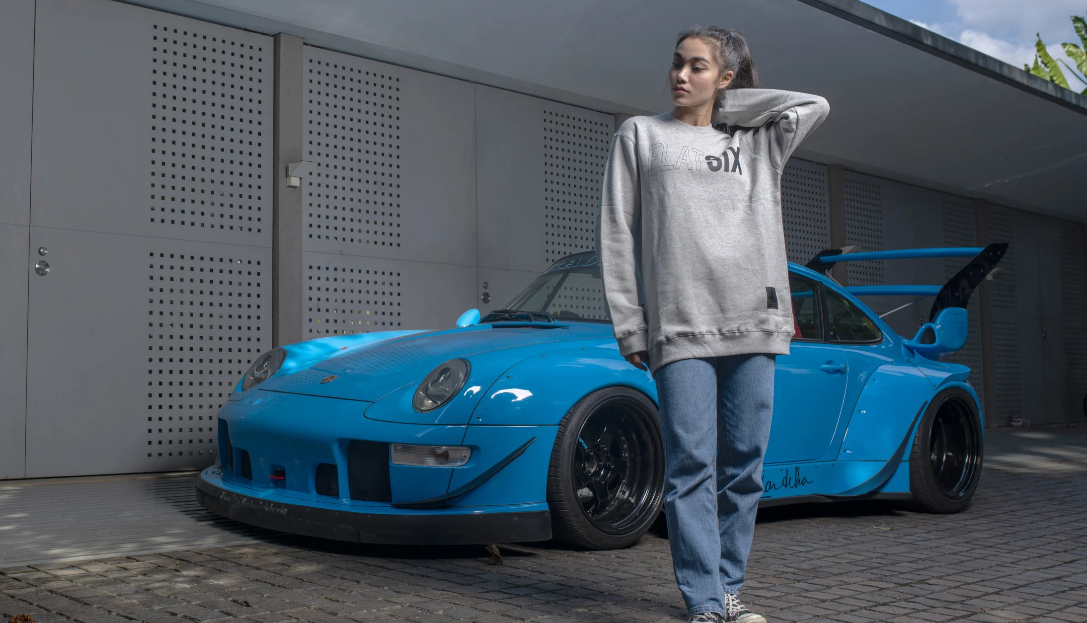 FlatSixCrew001.jpg