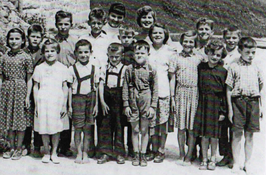 Otrok, ki je bil 10 let suženj na slovenski kmetiji