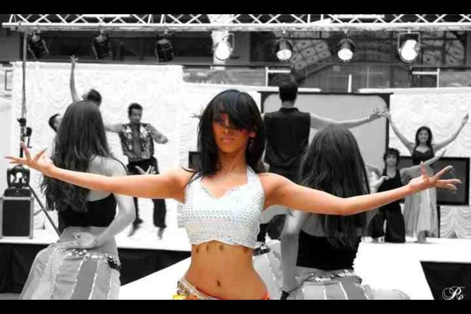 Bollywood - ples, ki združuje 