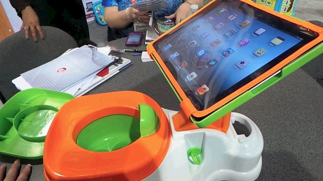 Foto: Ipad Potty Cosumer Review