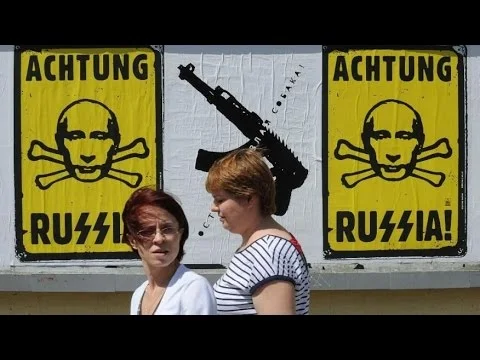 Frustracije, kriza, dolgčas? Krivi so Rusi!