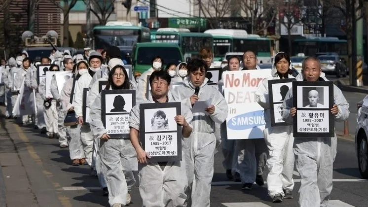 Samsung priznal, da so zaposleni zbolevali za rakom