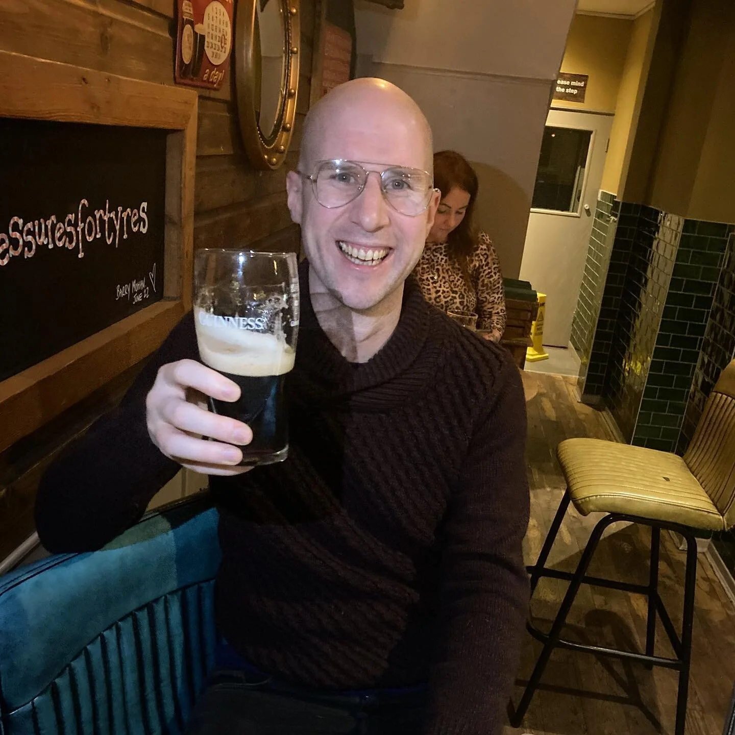 I finally found some 0% Guinness. I&rsquo;m going to have another one at this open mic night #pressuresfortyres #NaughtyPs #livemusic