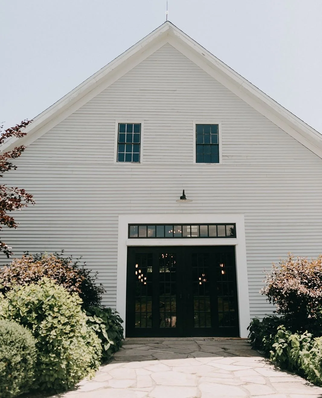 ✨️ Availability update! ✨️
Flanagan Farm is fully booked for May, June, and August of 2026. We have very limited availability in July, September, October, and November.
Tours are available on Sunday afternoons, Monday-Wednesday, and Thursday mo