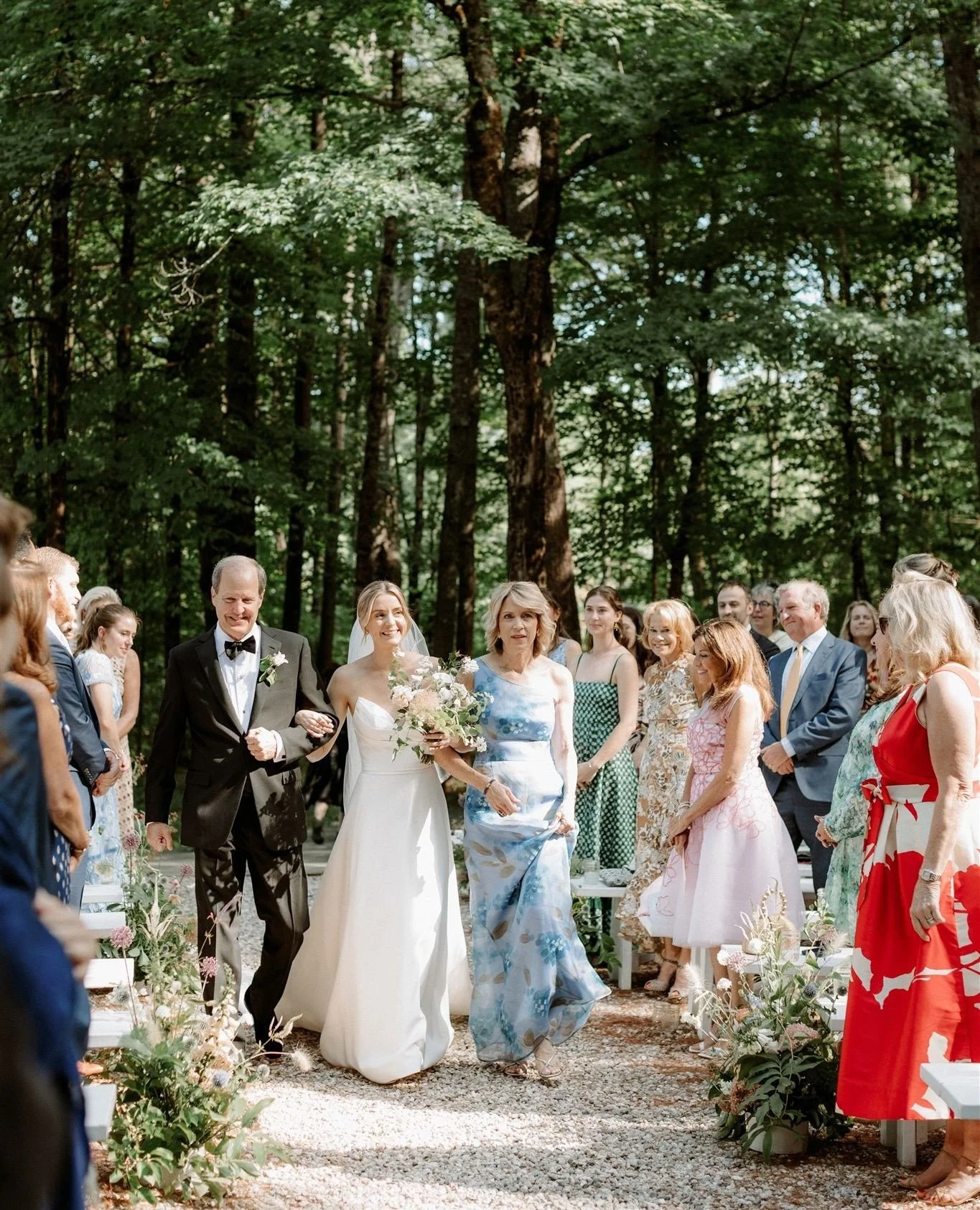 Peak joy and peak summer, frame by frame in Flanagan Farm's forest ceremony grove 💚
E&S
Photo: @alannahoganphoto
Planning + Design: @afamilyaffairmaine
Catering: @bigtreecatering
Florals: @fieldfloralstudio
Floral Donation: @after.party.