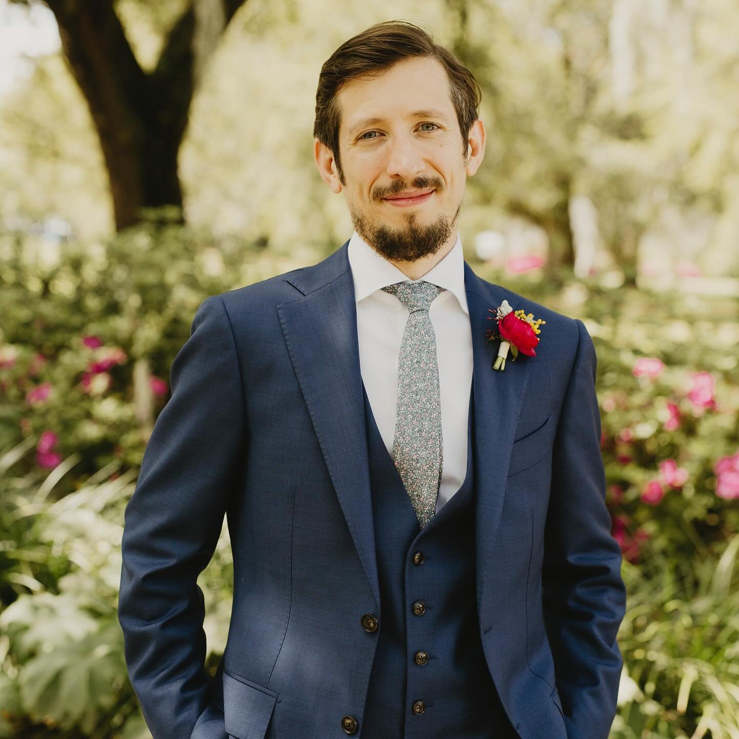 That married bliss feeling in pic # 3 ✨

Vendor Dream Team:

Venue: @cannongreenevents 
Planning: @bouquetsandbowtiescharleston 
Florist: @festooncharleston 
Hair + Makeup Artist: @lashesandlacechs 
DJ: @bunndjchs 
Transportation: @coastallimo 
Signa