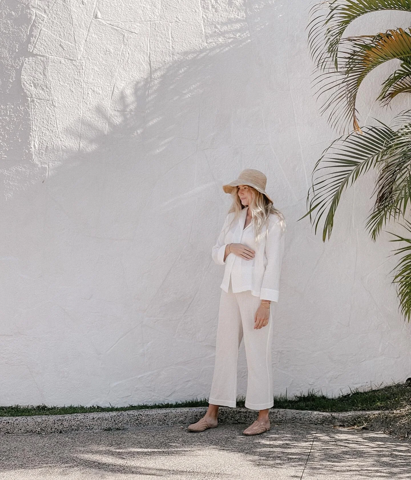 Back home from Mexico ☀️ soaked up all the sunshine and now we&rsquo;re ready to bring on summer. 

My set is from @jennikayne. You can use code mandi15 for 15% off your purchase #jennikaynepartner