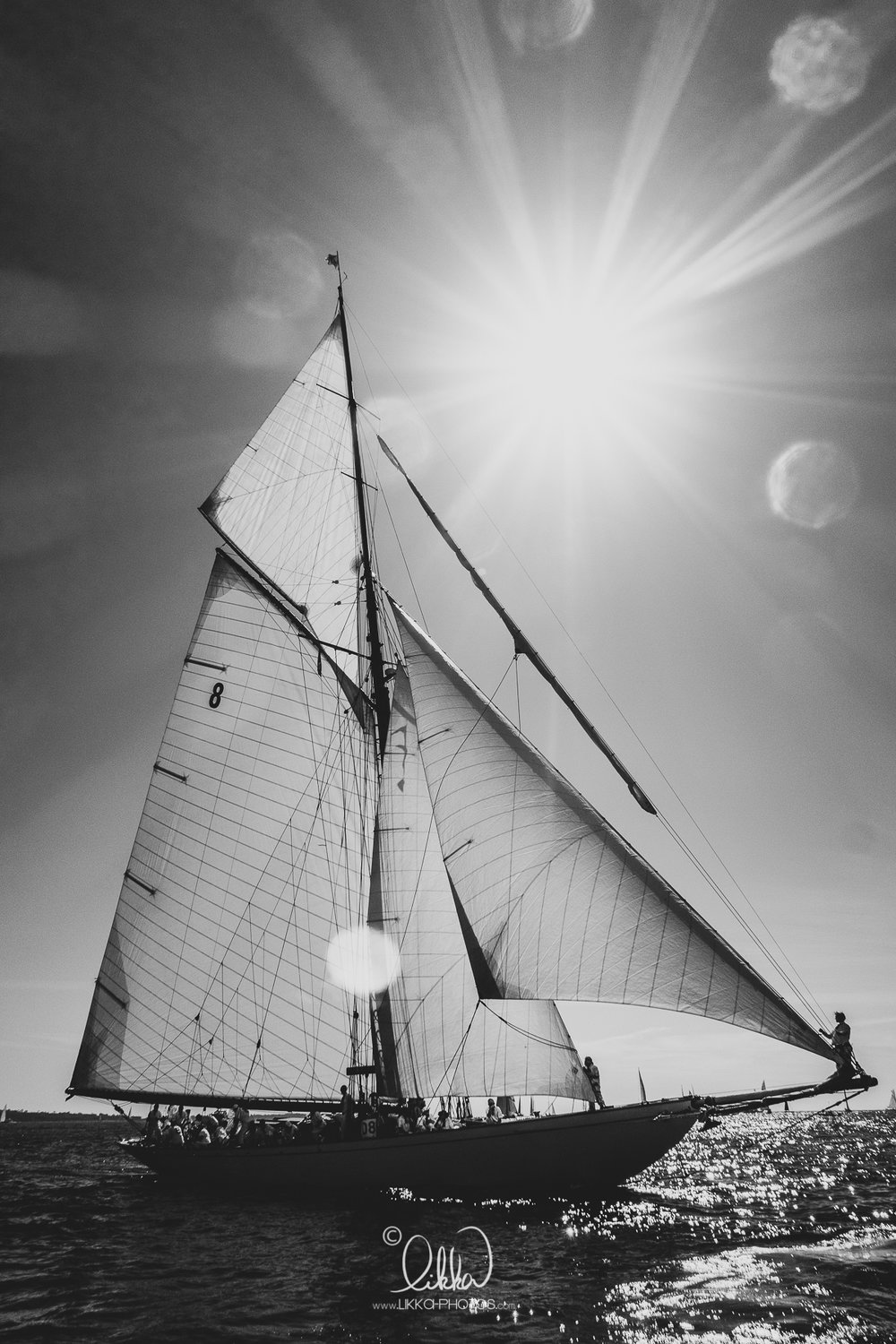 Moonbeam-voiles-de-saint-tropez-2.jpg