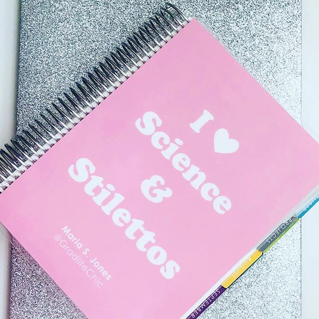 My new cover for my @erincondren academic planner is FLAWLESS! Suddenly feeling extra motivated to analyze all of this data &amp; be #PhDone💕💪🏾👩🏽&zwj;🔬👩🏽&zwj;🎓#phdchat #gradlife #phdlife #dissertation #dissertationgrind #plannergirl #planner