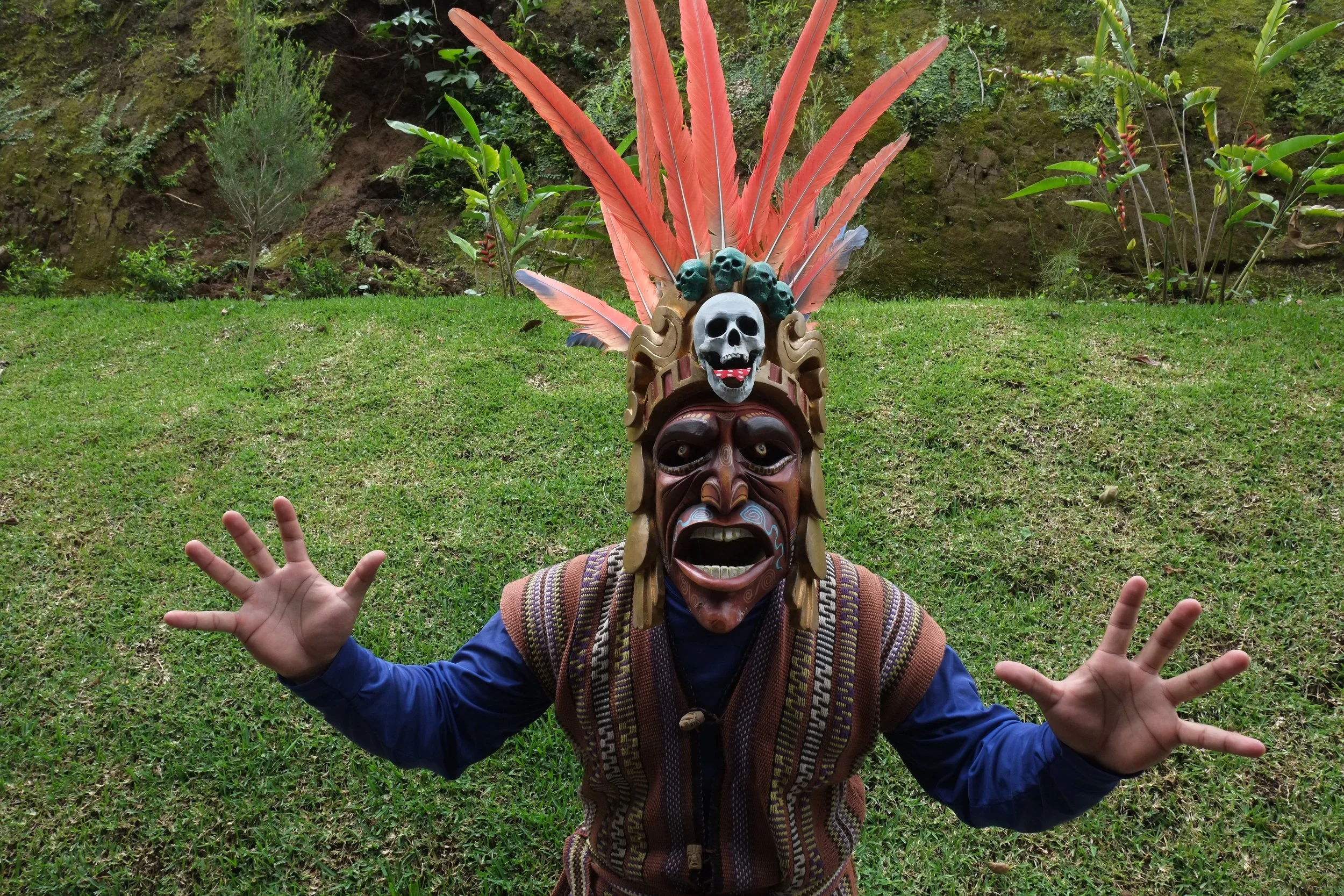 Encuentro Mágico con los Borucas: Un Convivio Cultural en el Jardín Else Kientzler