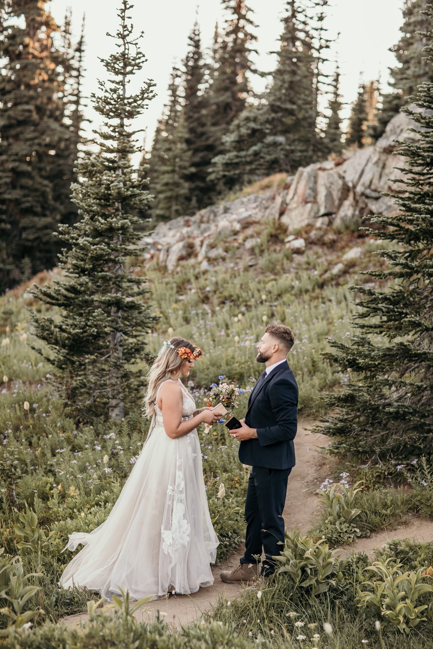 13_Mt Rainier Washington Elopement-19.jpg