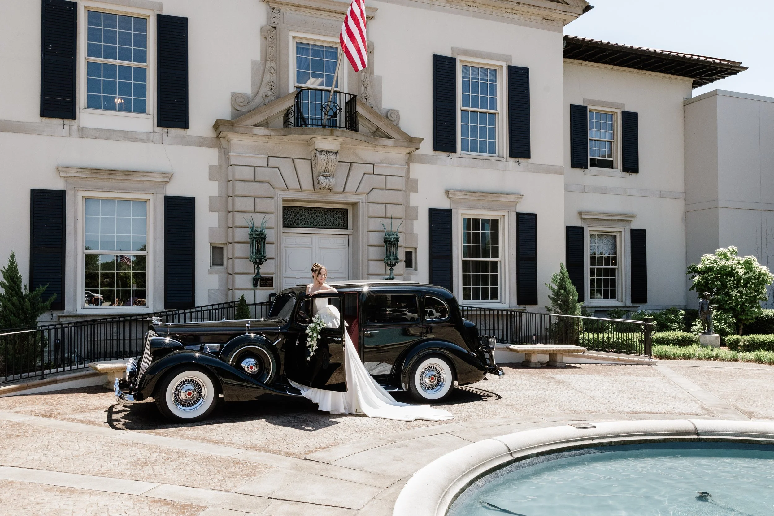 Waterfront wedding venue in Southeast Michigan