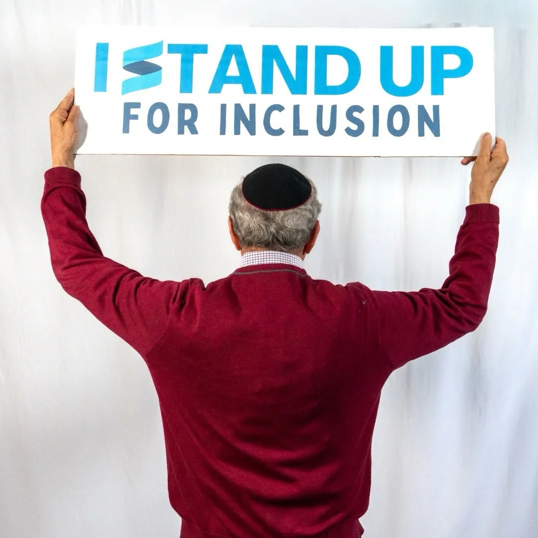 Left behind&hellip; get it? 😄You heard our Board President Arnie! 
LAST CHANCE to grab your seat for Sulam&rsquo;s Stand Up for Inclusion Benefit on Thursday &mdash; don&rsquo;t miss a night of laughter with @yohay_sponder. 🩵

Reserve now: causemat