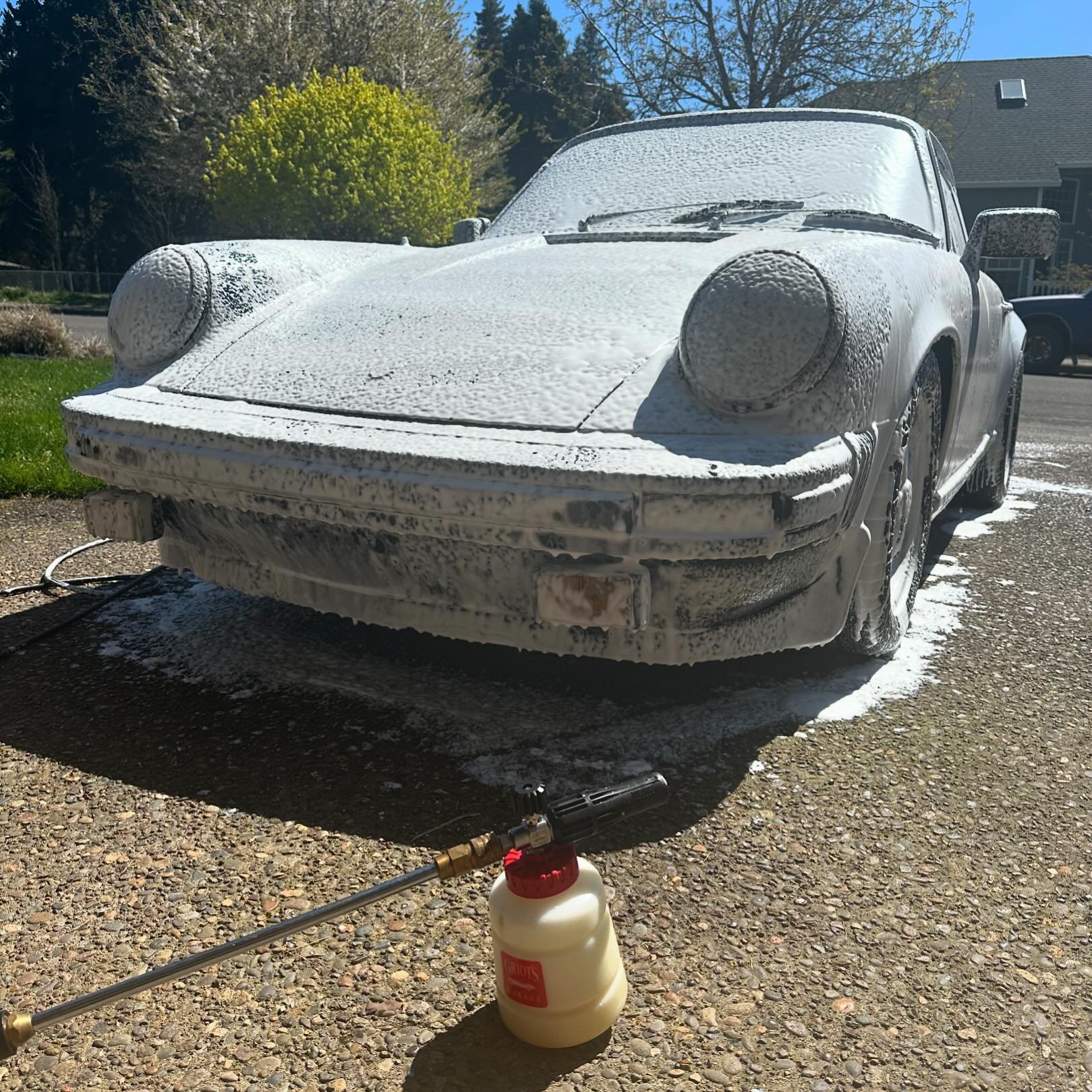 @griotsgarage keeping the 911 clean in between track days and prerunning for our rally in June. Each rally registration includes a care kit from Griot&rsquo;s Garage!