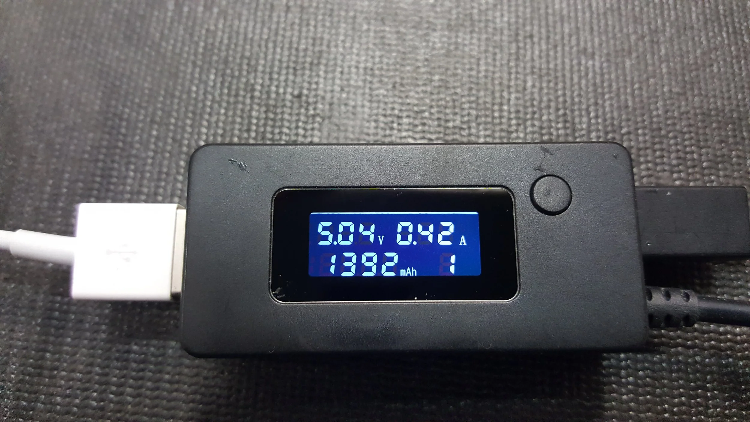 Un circuito de carga defectuoso no puede enviar suficiente corriente a la bater&iacute;a para mantenerla viva