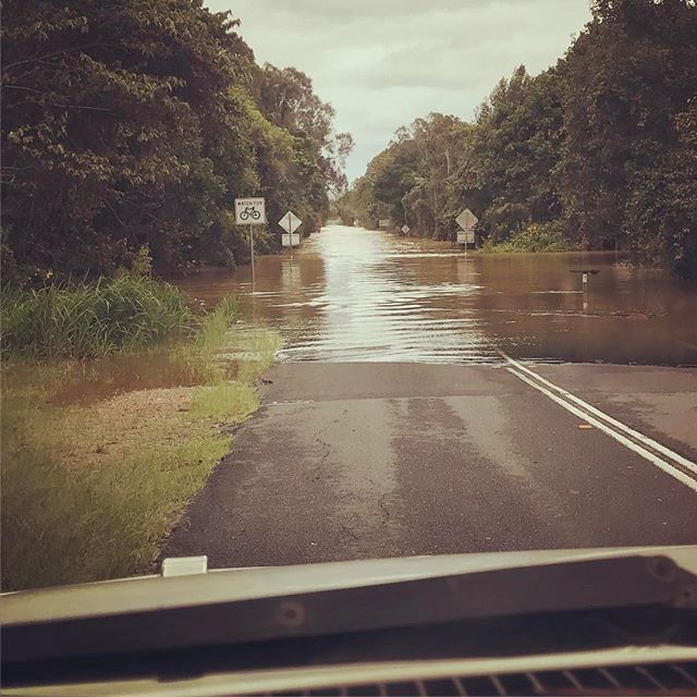 780mm in 24 hours in the Tweed Valley! So much fast moving water over roads. So many houses and businesses under water. Sorry again to all our customers for today, we'll reschedule next week, keep safe everyone. #murwillumbah #cabaritabeach #tweedval