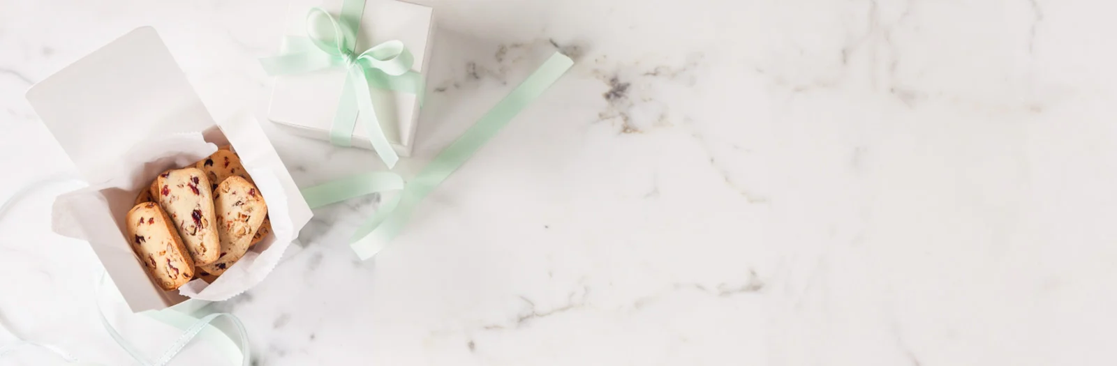 CountertopNoels_Crop.jpg